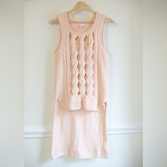 VENUS Women's Light Pink Sleeveless Sweater - Picture 2 of 5